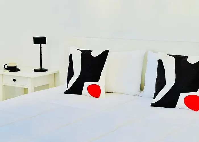 Canaryislandshost L Marea * بويرتو ذيل كارمين